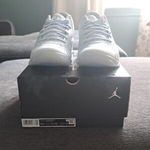 Brand New Jordan Zion 3 With Box